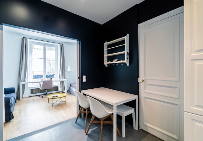 Apartamento em Paris - Alma Tour Eiffel Apartamento em Paris - Alma Tour Eiffel