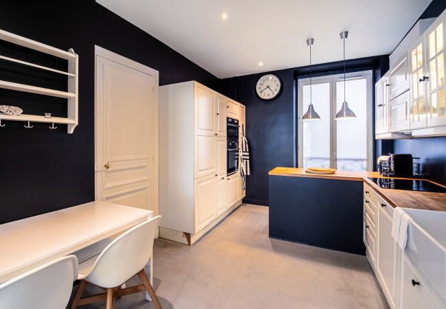 Apartamento em Paris - Alma Tour Eiffel Apartamento em Paris - Alma Tour Eiffel