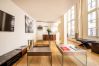 Apartamento em Paris - Quartier Latin Loft Maubert Apartamento em Paris - Quartier Latin Loft Maubert