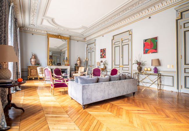 Apartamento em Paris - Wagram Luxury Palace Apartamento em Paris - Wagram Luxury Palace