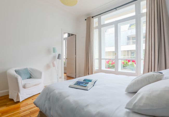 Apartamento em Paris - Jardin du Luxembourg Home Apartamento em Paris - Jardin du Luxembourg Home