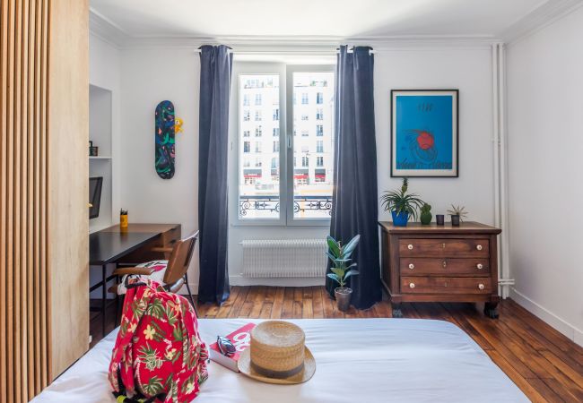 Apartamento em Paris - Canal St Martin Valmy Apartamento em Paris - Canal St Martin Valmy