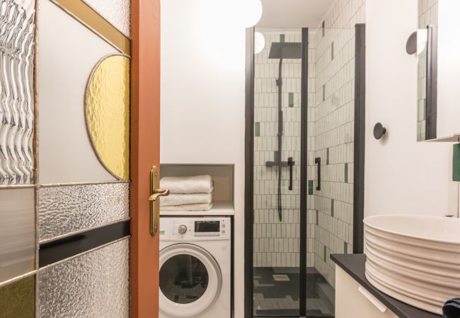 Apartamento em Paris - Canal St Martin Valmy Apartamento em Paris - Canal St Martin Valmy