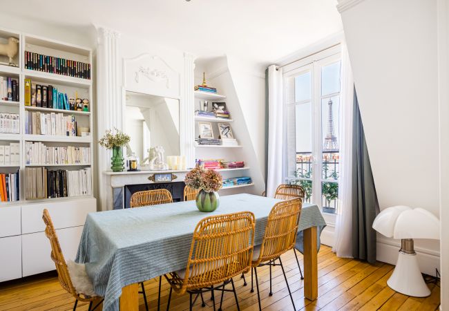 Apartamento em Paris - Tour Eiffel Belle Vue Apartamento em Paris - Tour Eiffel Belle Vue