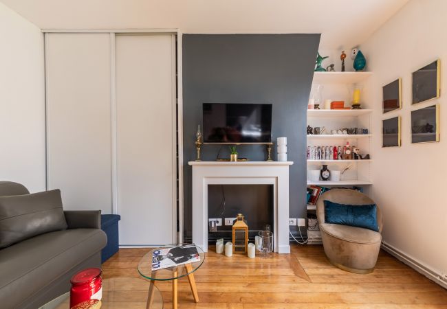 Apartamento em Paris - Tour Eiffel Cosy