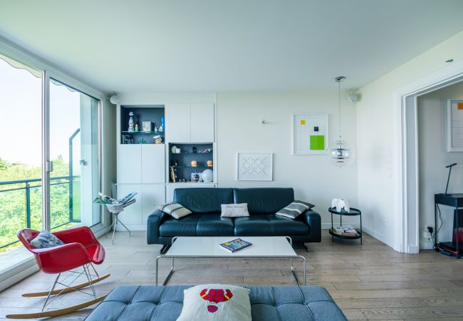 Apartamento em Paris - Buttes Chaumont Botzaris View Apartamento em Paris - Buttes Chaumont Botzaris View