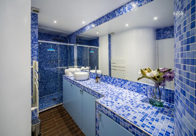 Apartamento em Paris - Buttes Chaumont Botzaris View Apartamento em Paris - Buttes Chaumont Botzaris View