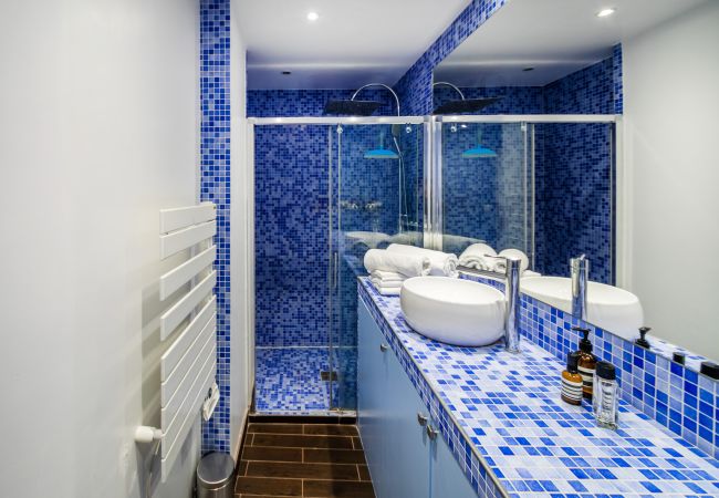 Apartamento em Paris - Buttes Chaumont Botzaris View Apartamento em Paris - Buttes Chaumont Botzaris View