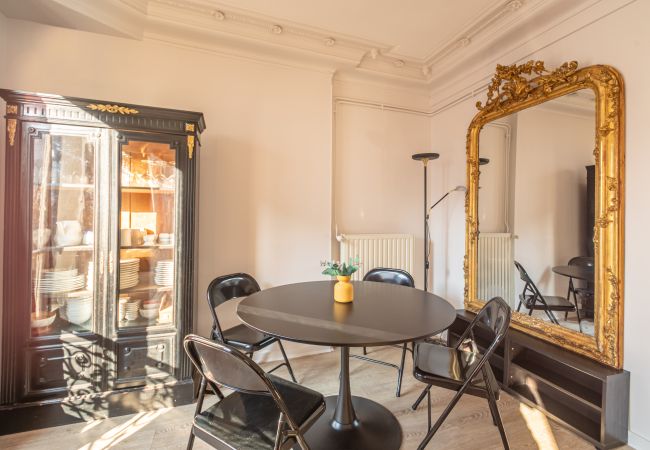 Apartamento em Paris - Bon Marché Mayet Apartamento em Paris - Bon Marché Mayet