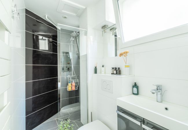 Apartamento em Paris - Montmartre Vintage Apartamento em Paris - Montmartre Vintage