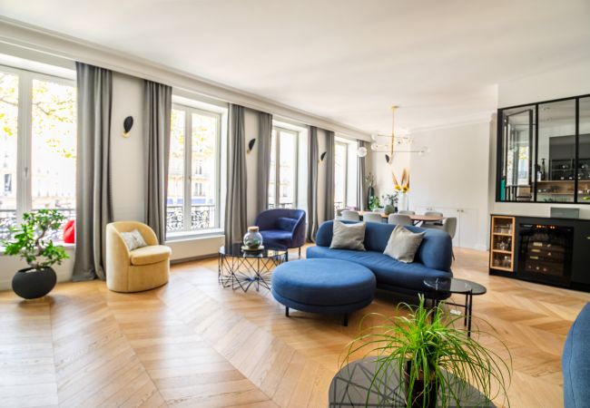 Apartamento em Paris - Madeleine Family