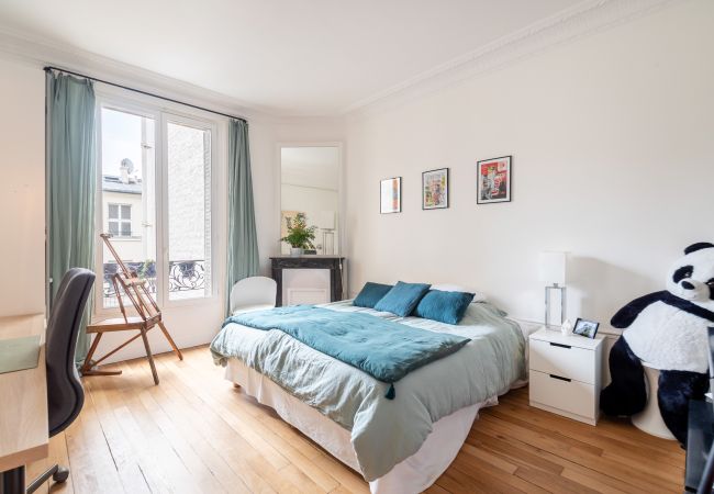 Apartamento em Paris - Bastille Square Trousseau Family