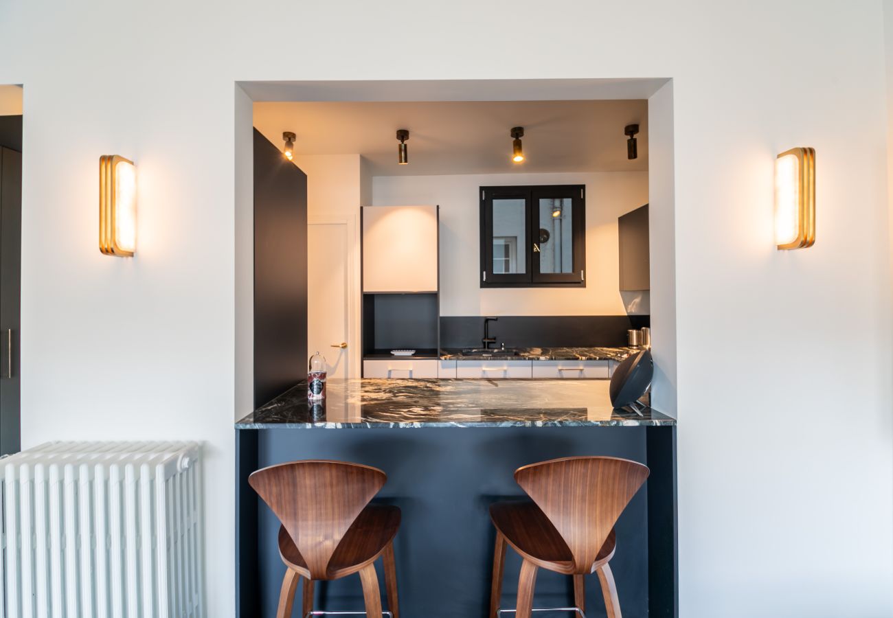 Apartamento em Paris - Victor Hugo Design