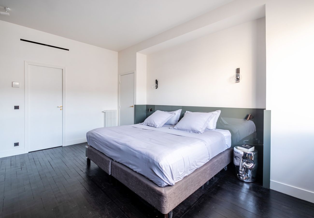 Apartamento em Paris - Victor Hugo Design