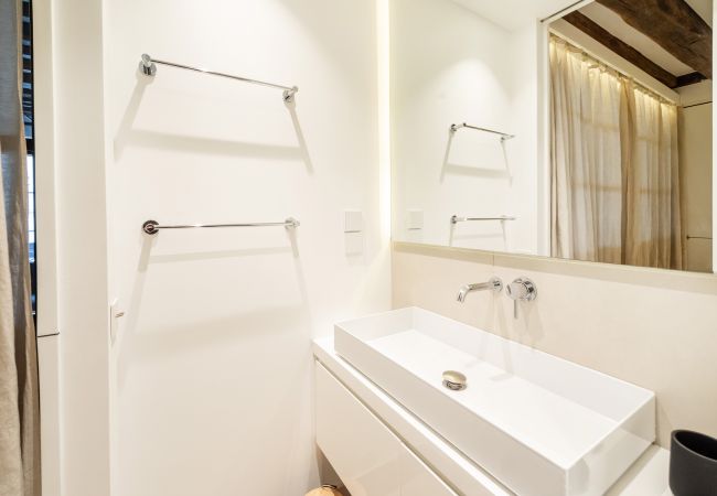 Apartamento em Paris - Île Saint Louis Cosy Apartamento em Paris - Île Saint Louis Cosy