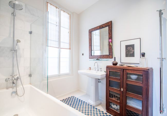 Apartamento em Paris - Marais Enfants Rouges Apartamento em Paris - Marais Enfants Rouges