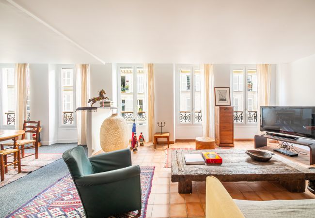 Apartamento em Paris - Montmartre Martyrs Apartamento em Paris - Montmartre Martyrs