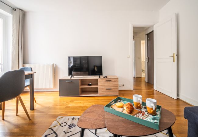 Apartamento em Paris - Quartier Latin Sorbonne Apartamento em Paris - Quartier Latin Sorbonne