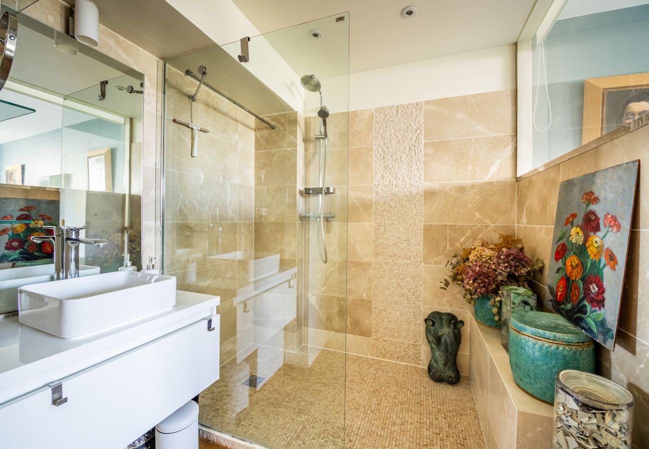 Apartamento em Paris - Montmartre Luminous