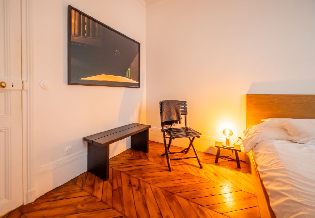 Apartamento em Paris - Gare du Nord Design