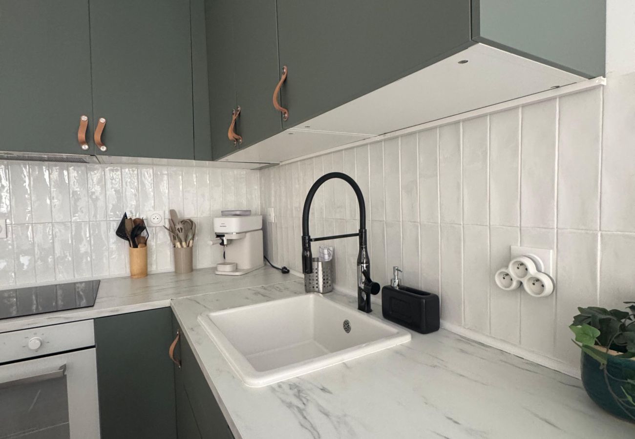 Apartamento em Paris - Belleville Studio