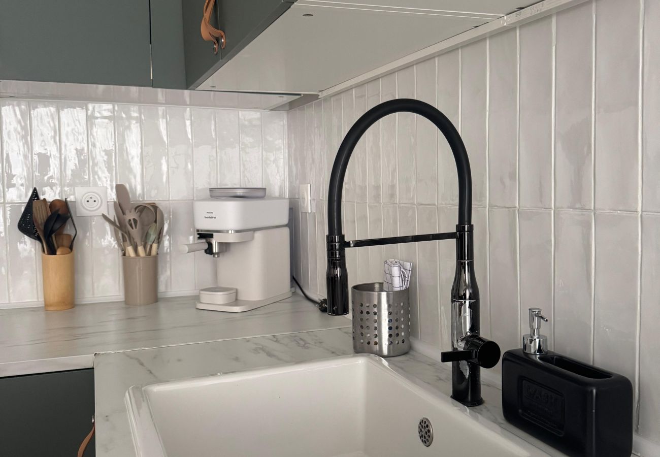 Apartamento em Paris - Belleville Studio