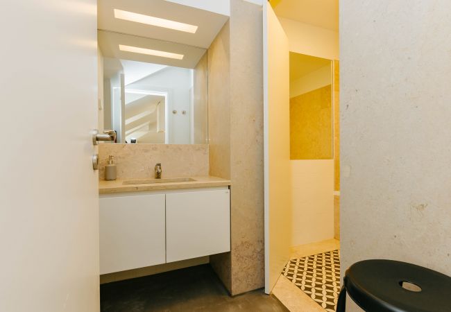 Apartment in Lisbon - Cais do Sodré Studio