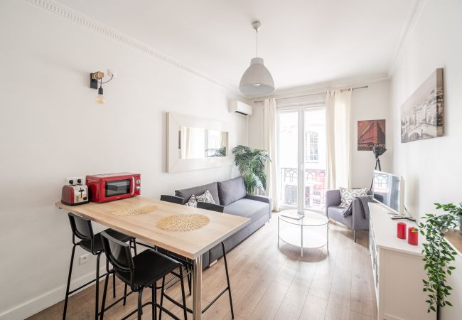 Apartment in Paris - Madeleine Flat