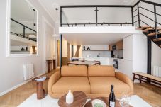Apartment in Paris - Palais Royal Design