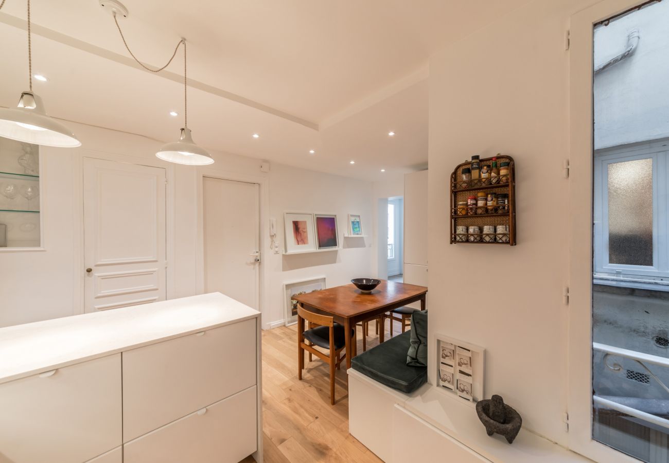 Appartement à Paris - Republique Marais Charm