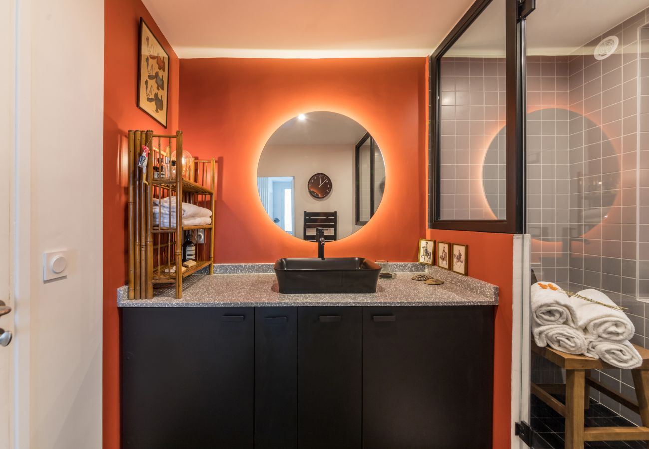 Appartement à Paris - Republique Marais Charm