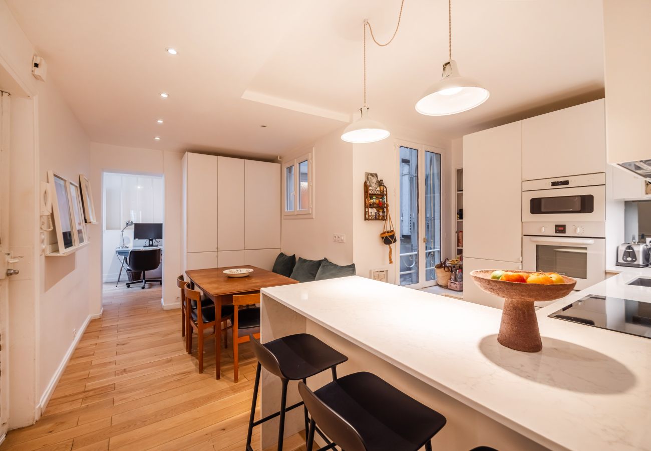 Appartement à Paris - Republique Marais Charm