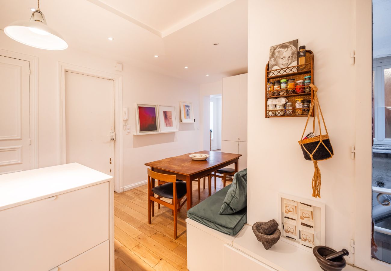 Appartement à Paris - Republique Marais Charm