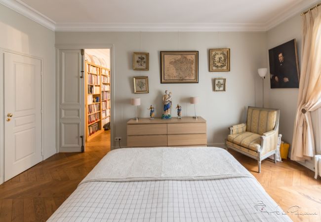 Appartement à Paris - Saint Germain Les Arts