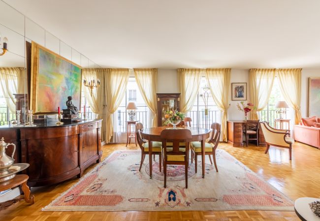 Appartement à Paris - Ile Saint Louis 70