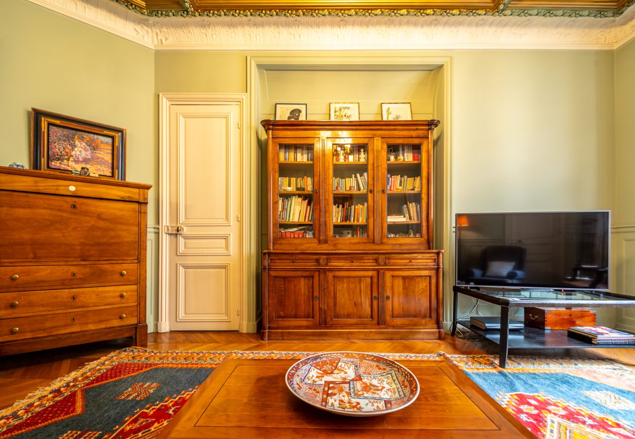 Appartement à Paris - Arc de Triomphe Home