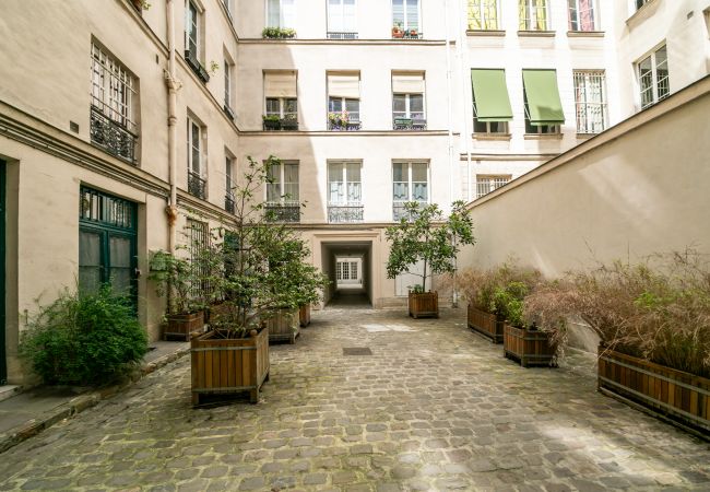 Appartement à Paris - Palais Royal Charm Home