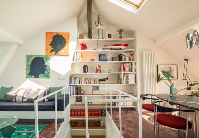 Appartement à Paris - Bonne Nouvelle Duplex Design