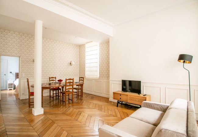 Appartement à Paris - Ile Saint Louis Elegant