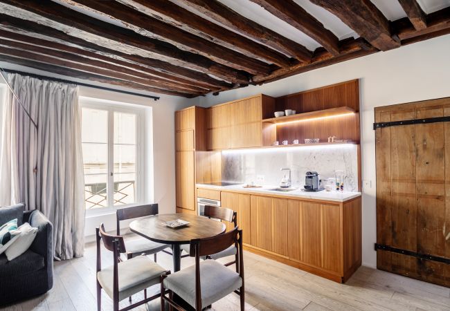 Appartement à Paris - Île Saint Louis Cosy Appartement à Paris - Île Saint Louis Cosy