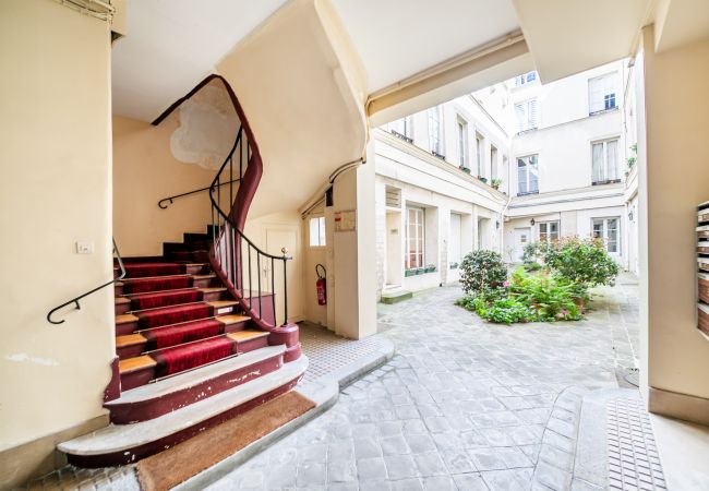 Appartement à Paris - Bon Marché Rousselet Appartement à Paris - Bon Marché Rousselet
