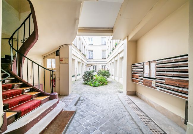 Appartement à Paris - Bon Marché Rousselet Appartement à Paris - Bon Marché Rousselet