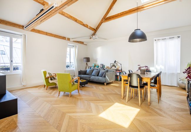  à Paris - Bonne Nouvelle Family