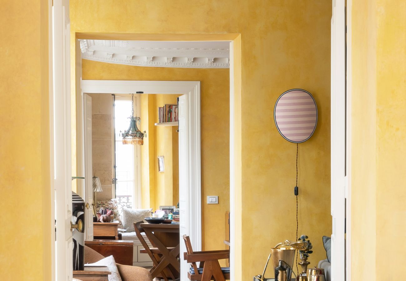 Appartement à Paris - Saint Germain Artiste