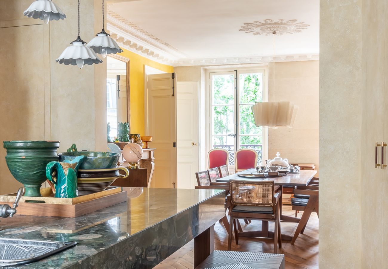 Appartement à Paris - Saint Germain Artiste