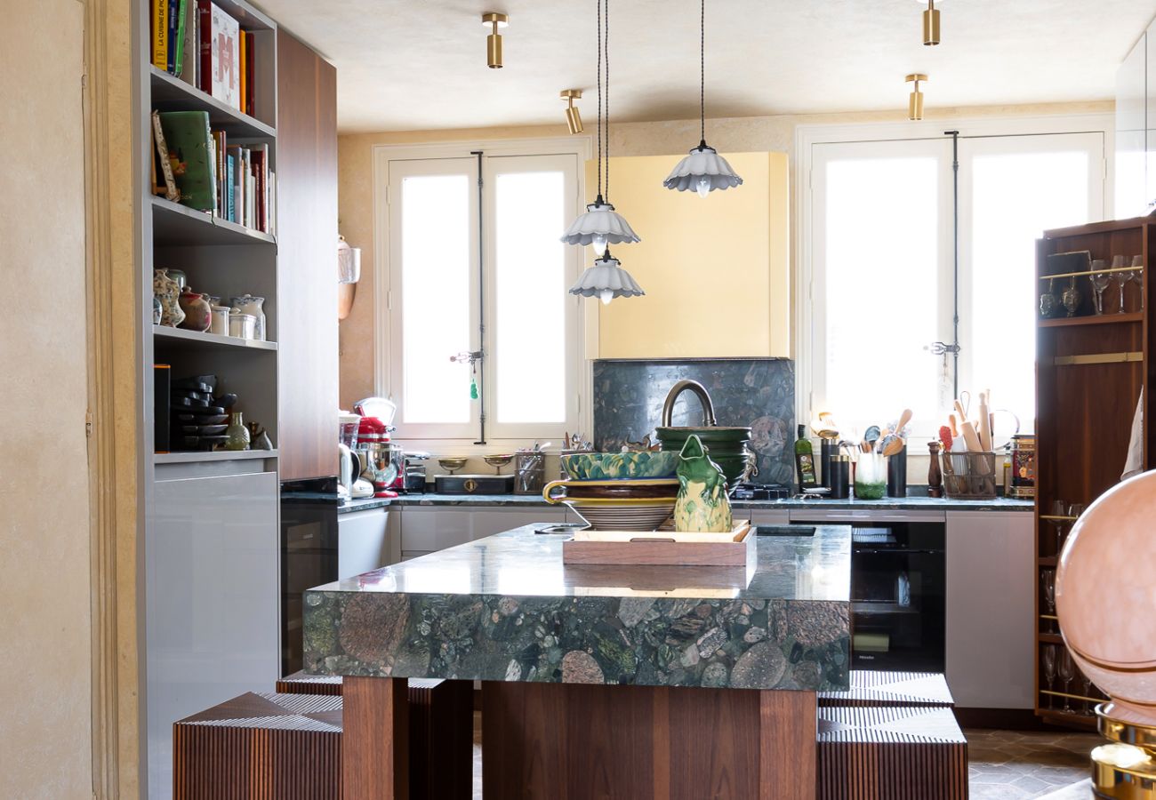 Appartement à Paris - Saint Germain Artiste