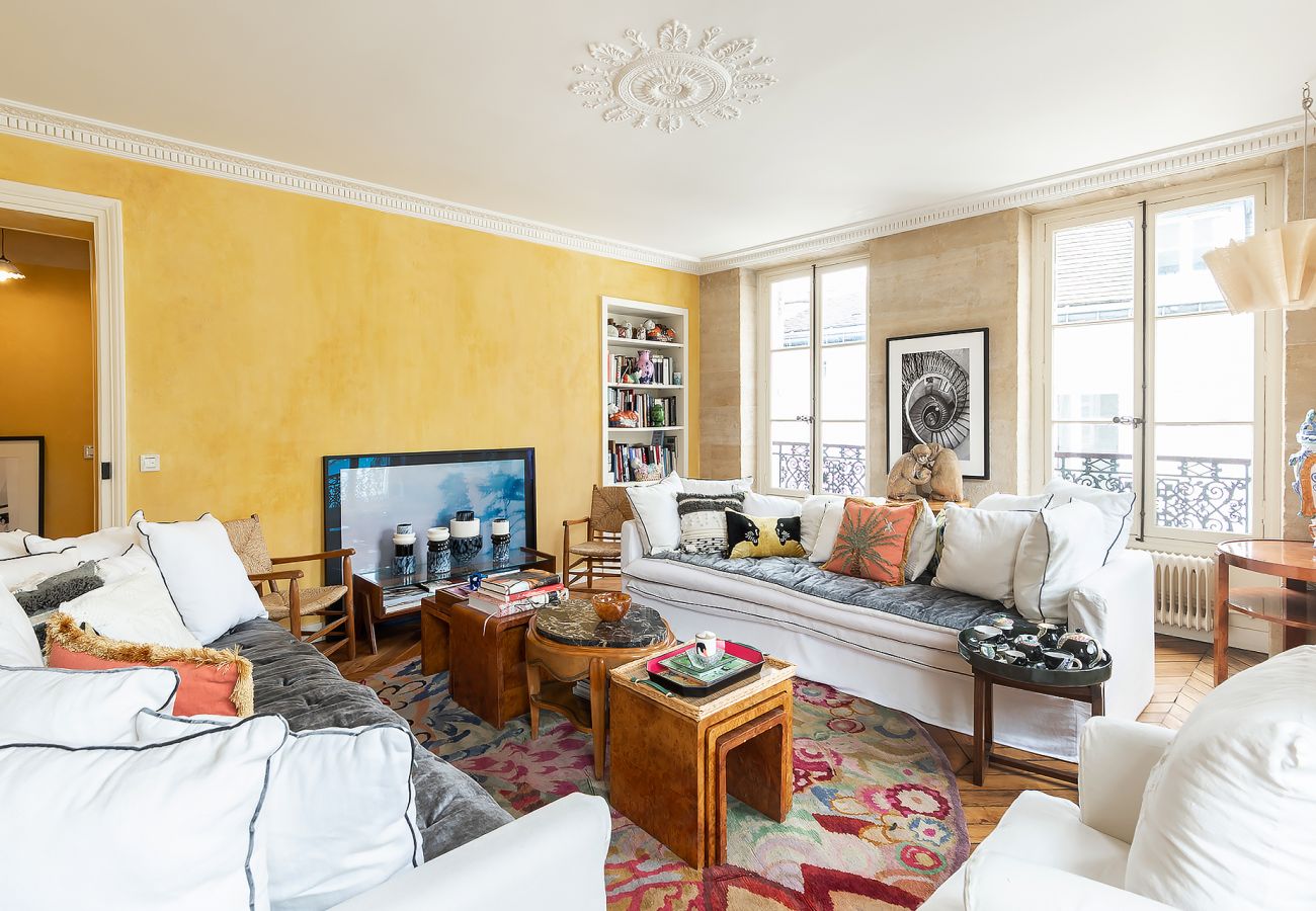 Appartement à Paris - Saint Germain Artiste