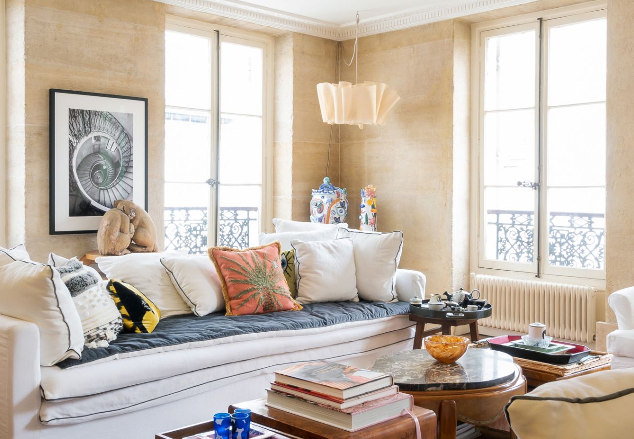 Appartement à Paris - Saint Germain Artiste