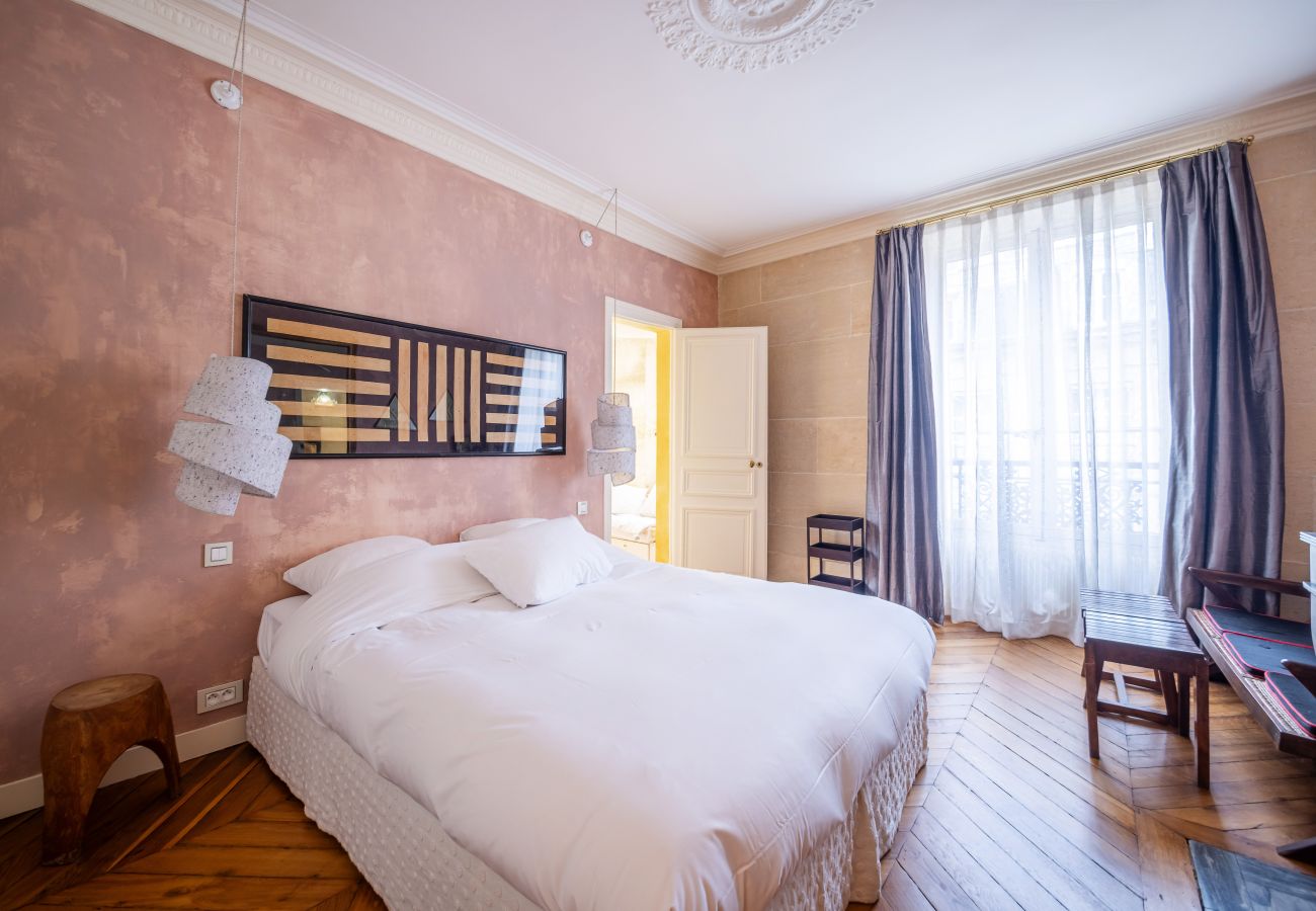 Appartement à Paris - Saint Germain Artiste