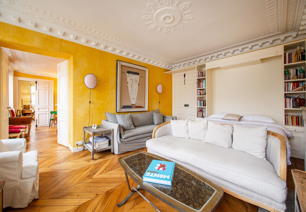 Appartement à Paris - Saint Germain Artiste